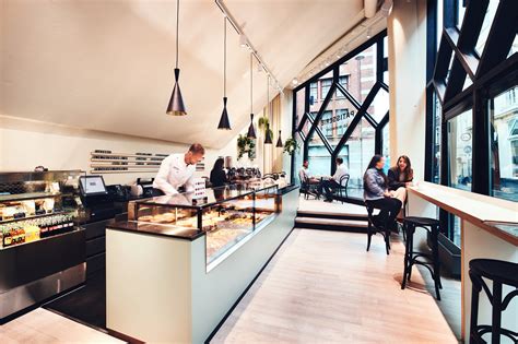 Patisserie de Bijenkorf • Openingstijden en informatie.